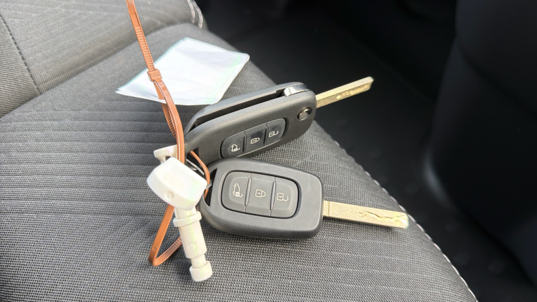 Renault Trafic Lwb Diesel LL30 Blue dCi 150 Extra [Safety] Crew Van